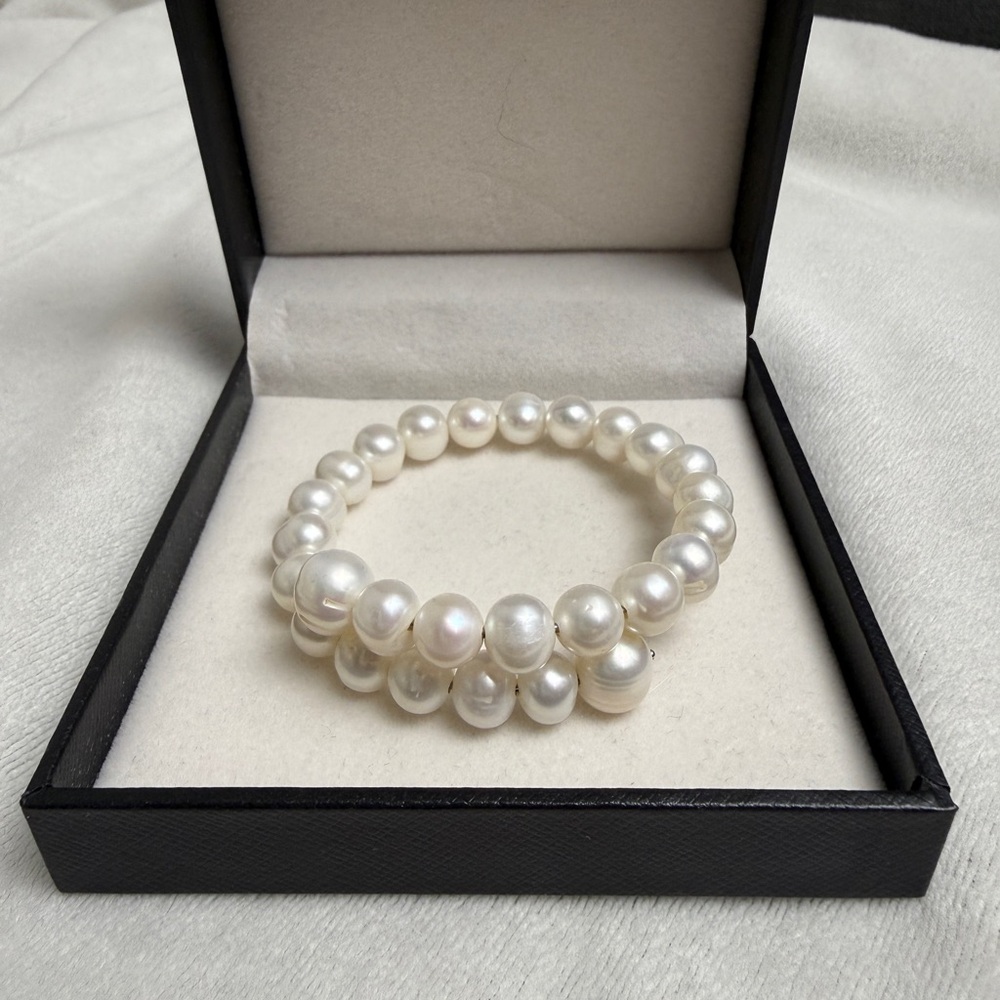 Freshwater Pearl (natural) flexible adjustable Bracelet